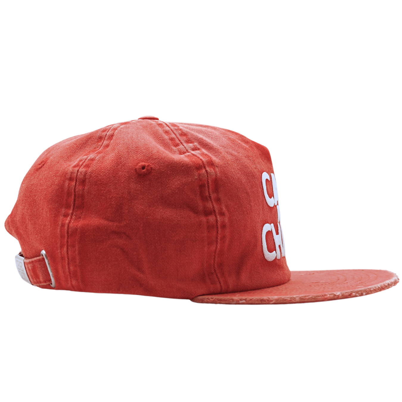 Cash Distressed Cap in washed red - Devá States - State Of Flux
