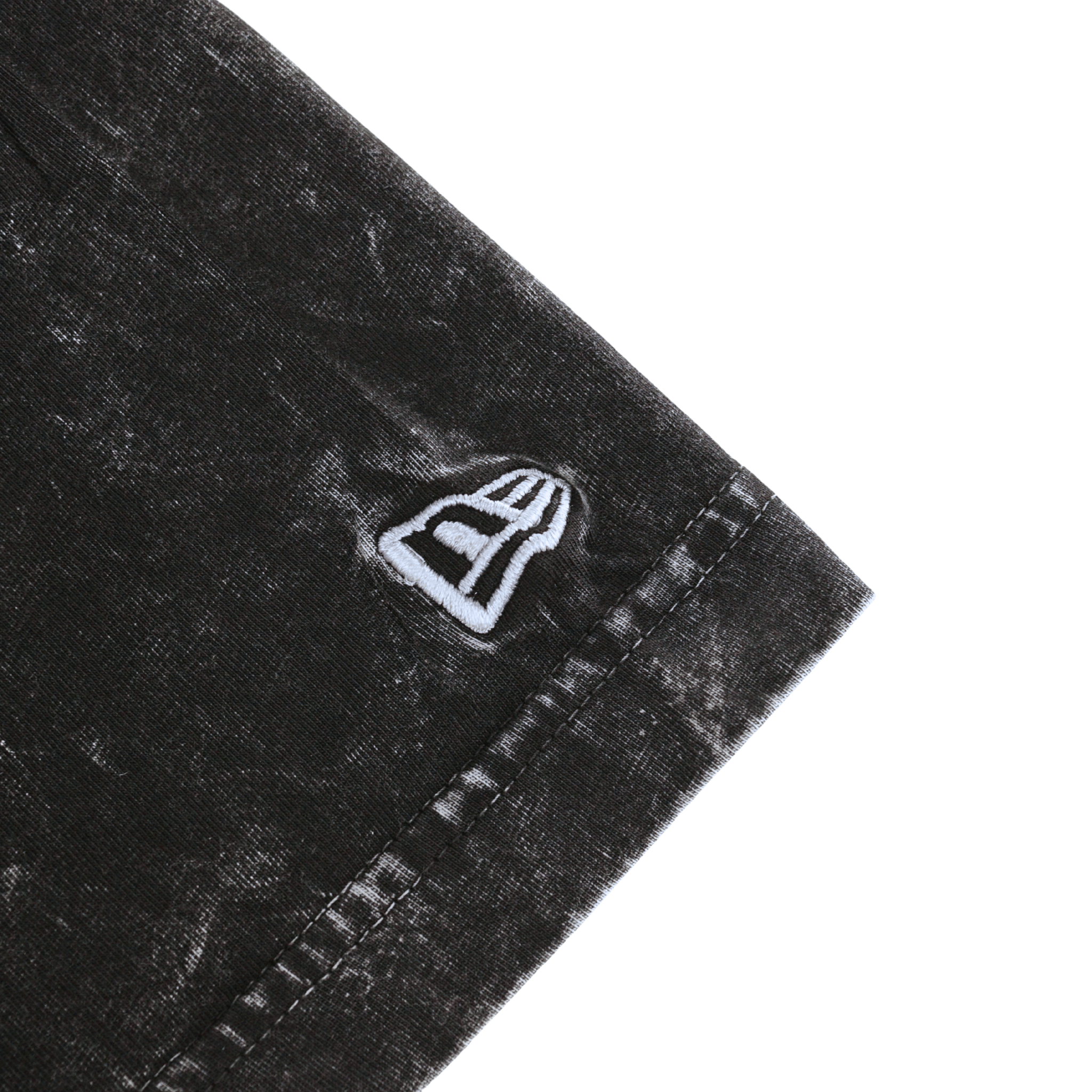 Friday The 13th Tee in mineral wash black - New Era - State Of Flux