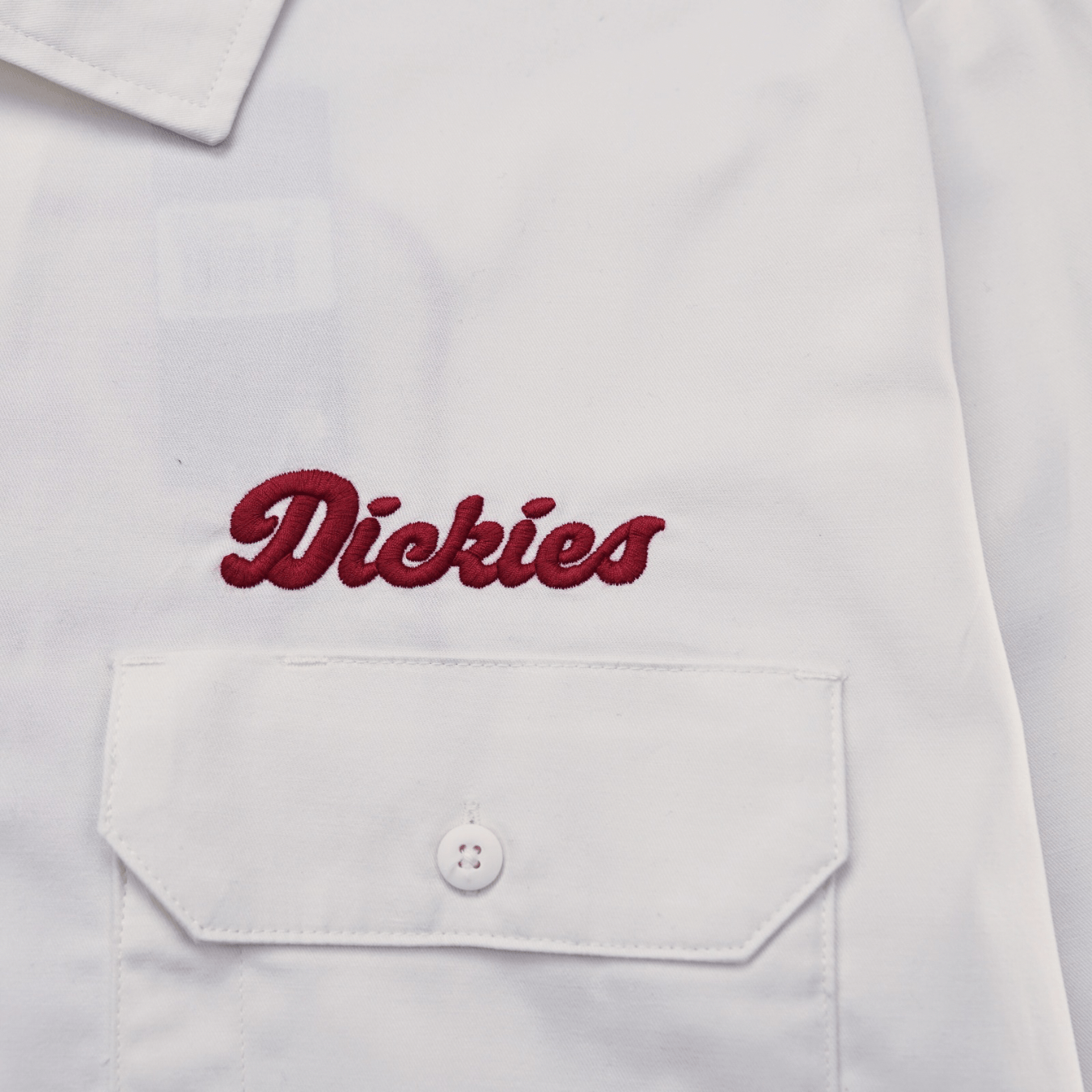 Lewistown Long - sleeve Button - Up Shirt in egret - Dickies - State Of Flux