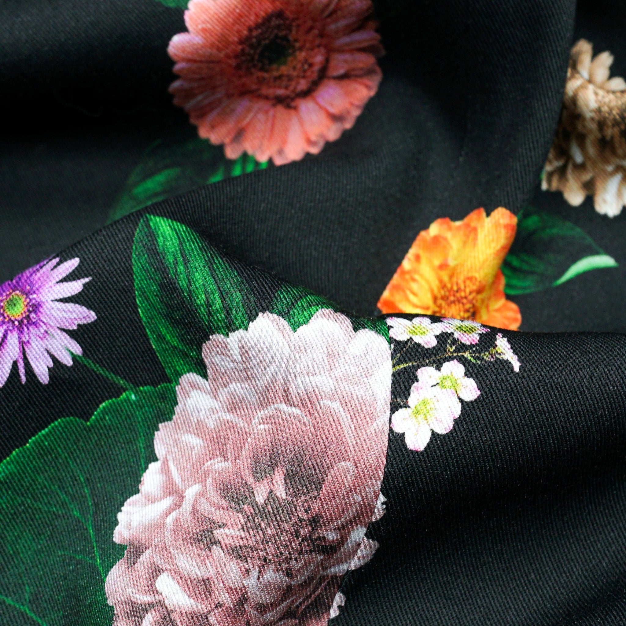 Long Sleeve Yacht Shirt in floral