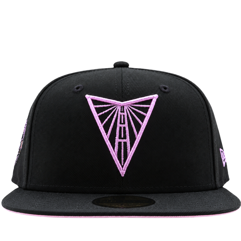 Golden State Valkyries 59Fifty V's Up After Dark Fitted Hat in black and violet