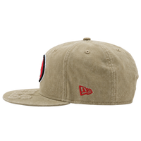 The San Francisco 49ers Big Logo Visor 9FIFTY Snapback Hat in beige is shown from the side, featuring a bold red and black embroidered logo on the left front and a smaller red New Era emblem on the side. The visor boasts subtle stitching details, giving this cap a timeless style that’s ideal for any vintage 49ers hat collection.