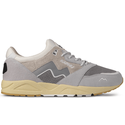 Aria 95 in lunar rock and foggy dew