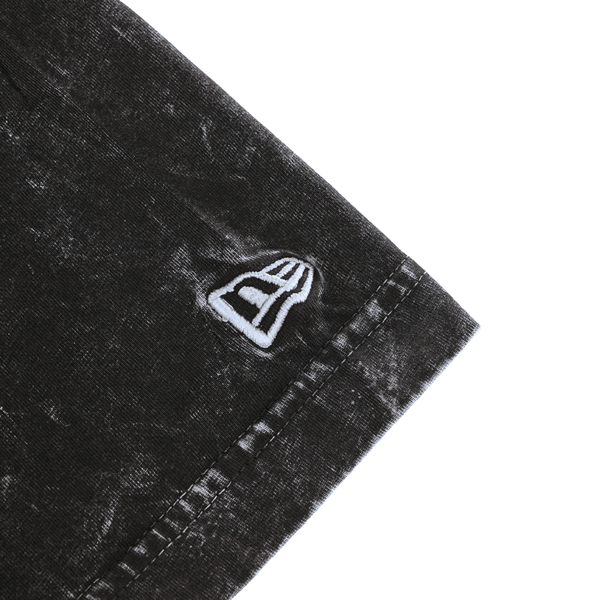 Friday The 13th Tee in mineral wash black - New Era - State Of Flux