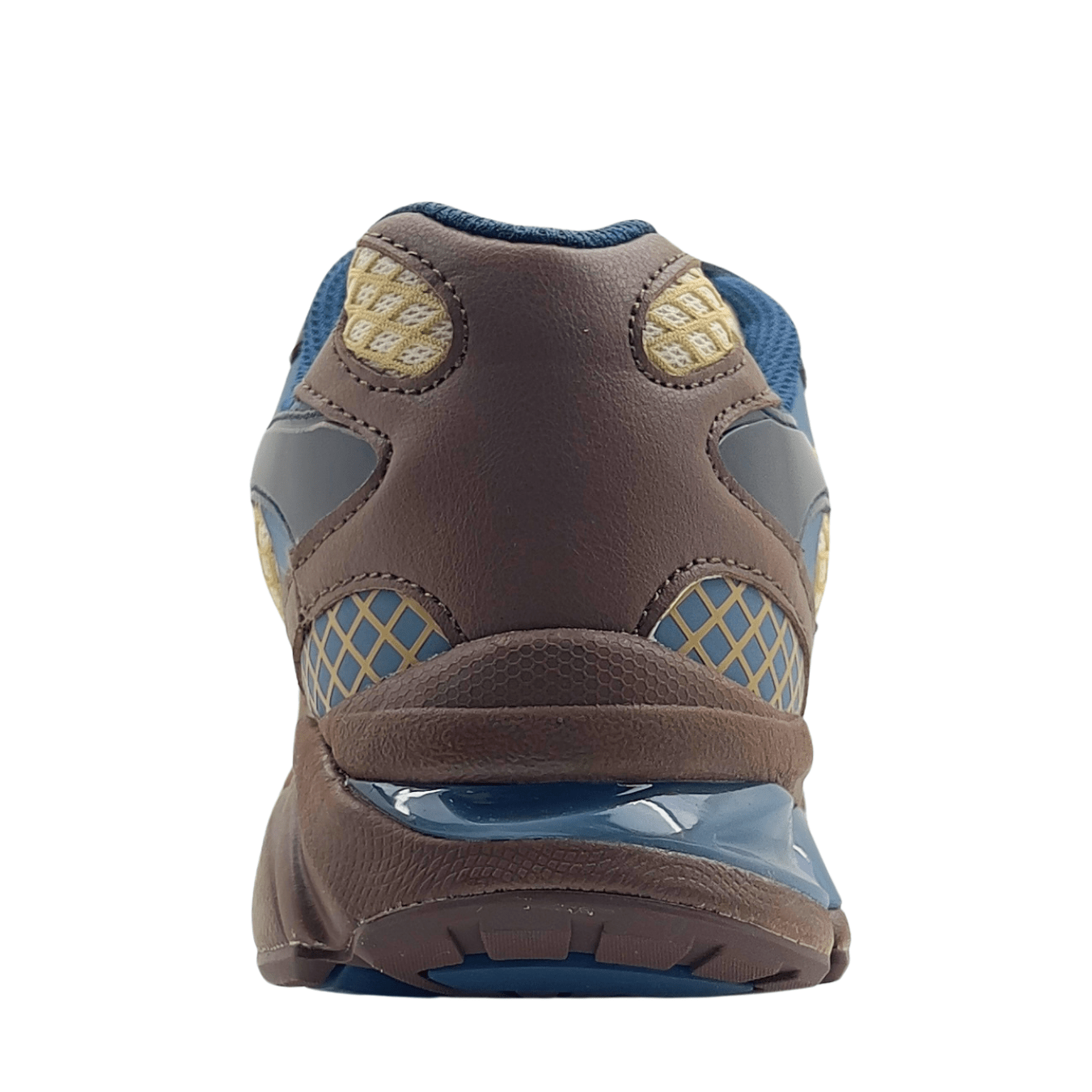 Kross Kountry Runner in dune brown - Bravest Studios - State Of Flux