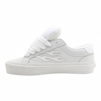 Logan Puff in whiteout - Straye - State Of Flux