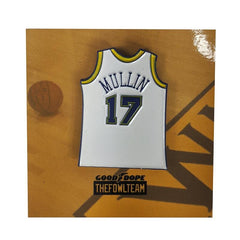 Mullin Run It Pin in white and blue