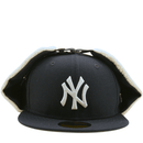 New York Yankees Dog Ear Classic 59Fifty Fitted Hat in navy - New Era - State Of Flux