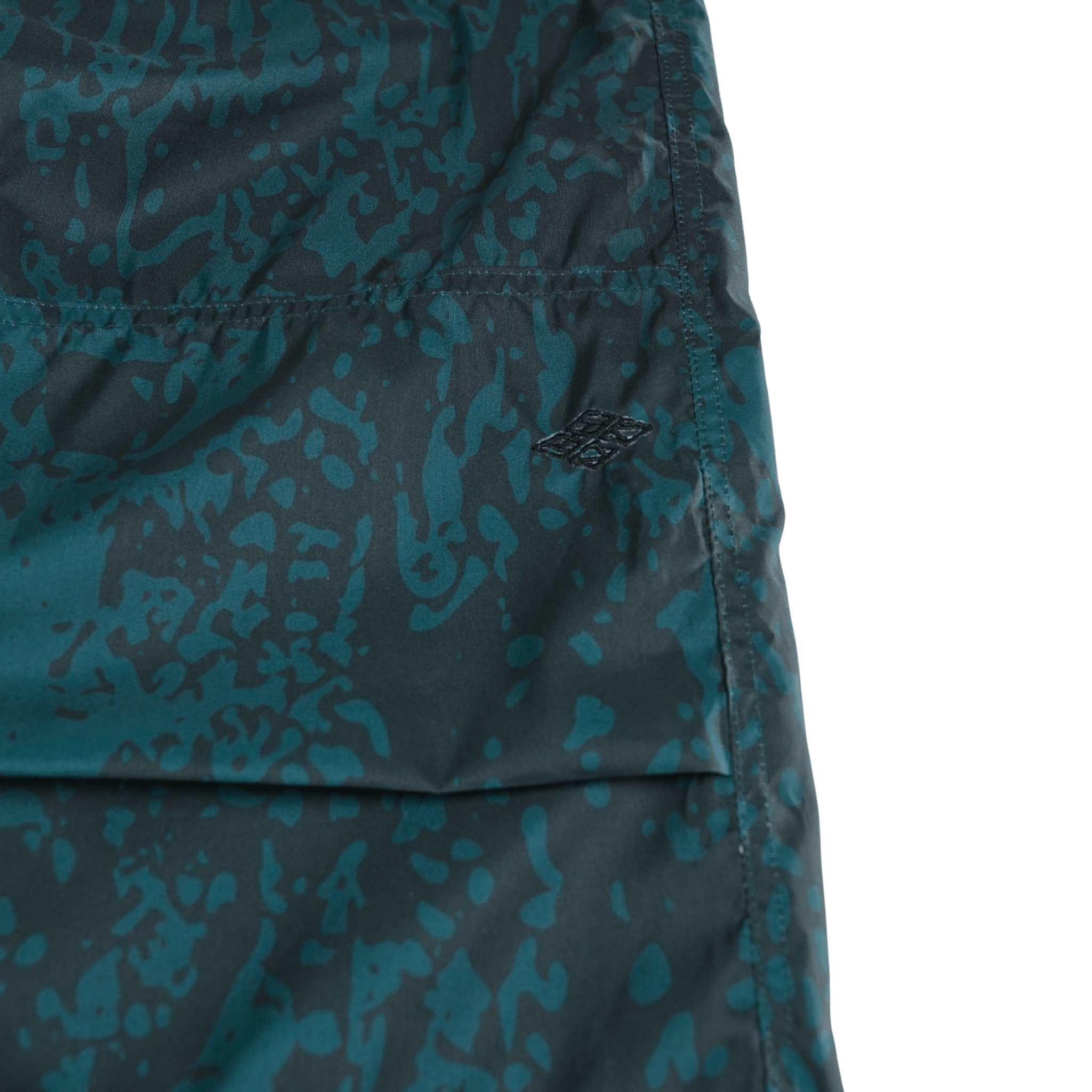 Printed Nylon Trekker Pants in green - Devá States - State Of Flux