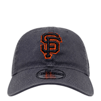 San Francisco Giants Core Classic 9Twenty Adjustable Strapback Hat in graphite - New Era - State Of Flux