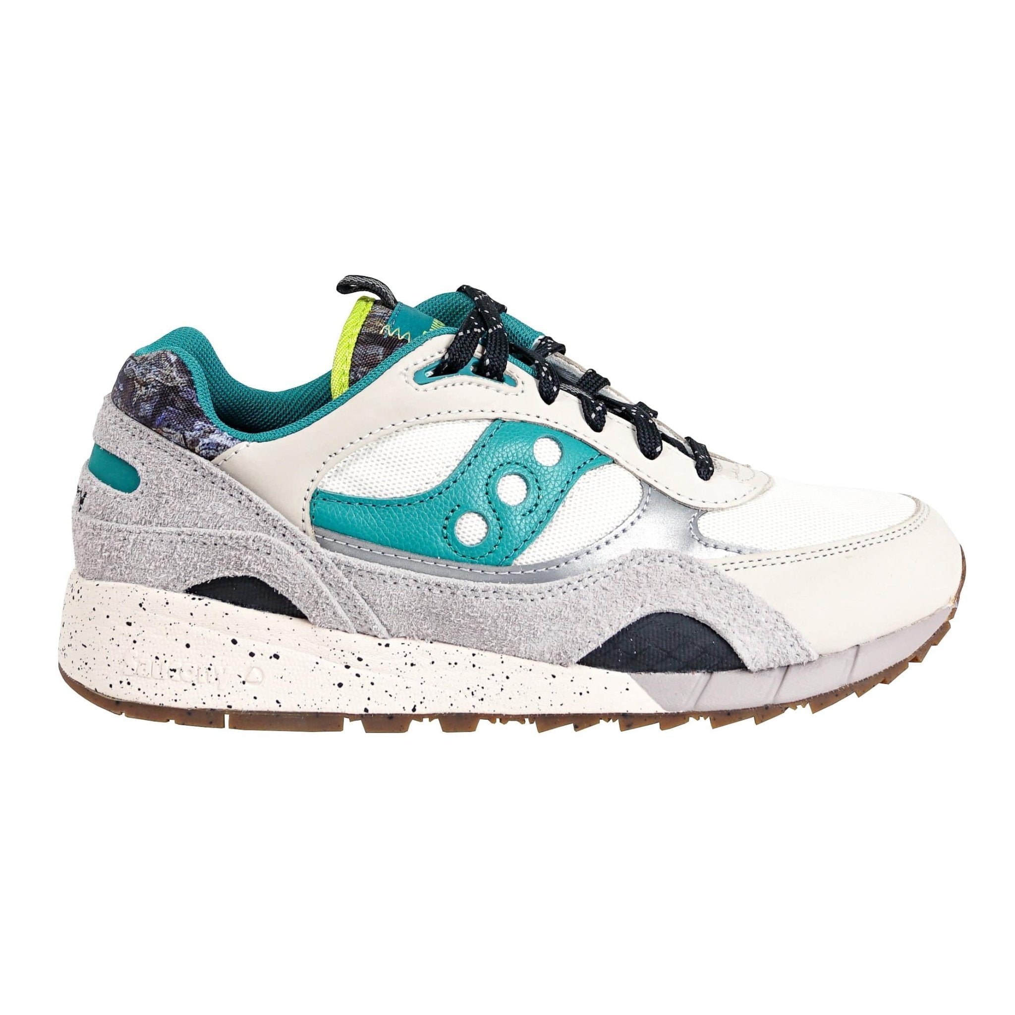 Shadow 6000 in grey and beige - Saucony - State Of Flux